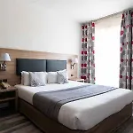 Adonis Cannes מלון לה קאנה