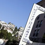 Adonis Cannes מלון 3*