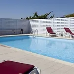 Adonis Cannes 3* לה קאנה