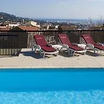 מלון Adonis Cannes 3*