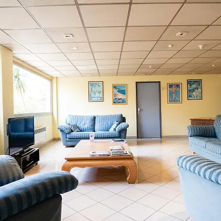 Adonis Cannes - Thomas 3* Le Cannet