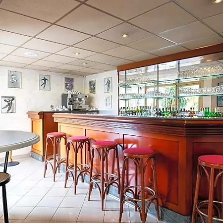 Adonis Cannes Hotel Le Cannet
