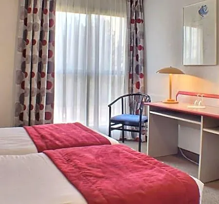 Adonis Cannes Hotel