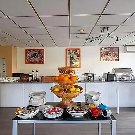 Adonis Cannes Hotel
