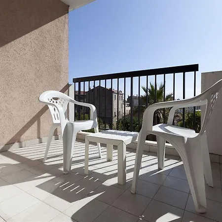 Hotel Adonis Cannes - Thomas 3*