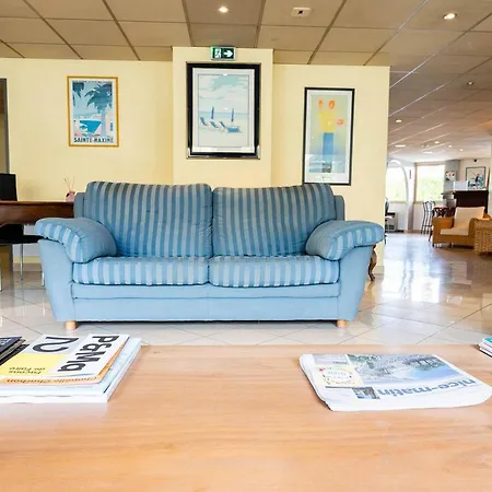 Adonis Cannes Le Cannet