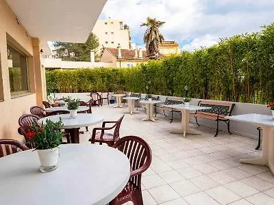 Adonis Cannes