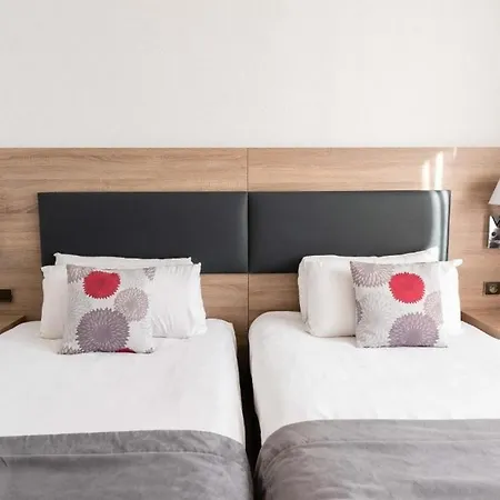 Adonis Cannes 3* Le Cannet